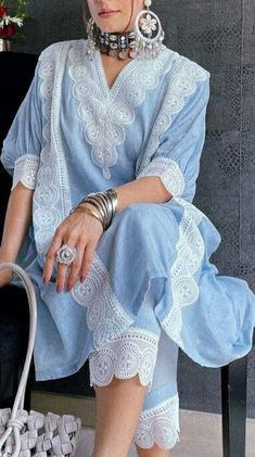 Sleeve Inspiration, Sleeve Patterns, Lace Suit, Lace Dress Design, Desi Wear, Simple Kurta Designs, Casual Indian Fashion, Pakistani Dresses Casual, Pakistani Fashion Party Wear