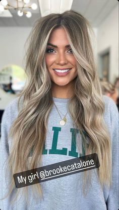 Bronde hair Blonde Highlights Fine Hair, Spring Bronde Balayage, Fall Blonde Hair Color Short, Ash Dirty Blonde Hair, Dark Blonde Hairstyles, Spring Blonde Hair 2024, Ashy Dark Blonde Balayage, Dirty Blonde Balayage Dark Roots, Blonde Balayage On Dirty Blonde Hair