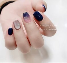 Nail Art Navy, Nail Art Ombre Glitter, Cat Eye Nail Art, Glitter Toe Nails, Nail Art Simple, Multicolored Nails, Korean Nail Art