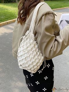 BirdinBag - Womens Summer Beach Tote: Stylish Rope Knit Shoulder Bag for Travel and Shopping Knitting Tote, Beige Bag, Shopper Tote, Types Of Bag, Knitting Women, Crochet Bags, White Bag, Bag Straps, Shoulder Handbags