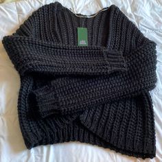 Heavy-Knit Sweater Size Xl Wild Fable Brand Black, Bnwt Super Cute Black Cable Knit Cropped Sweater, Black Cable Knit Cropped Sweater For Fall, Cozy Black V-neck Outerwear, Black Long Sleeve Cropped Cable Knit Sweater, Black Chunky Knit Long Sleeve Cardigan, Black Chunky Knit Sweater For Fall, Cozy Knitted Black Sweater, Trendy Black Knit Cardigan, Cozy Black Knitted Sweater