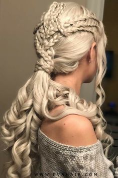 Ancient Hairstyles, Daenerys Targaryen Hair, Daenerys Hair, Fic Ideas, Targaryen Hair, Khaleesi Hair, Updo Ideas, Medieval Hairstyles, Viking Hair