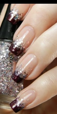 Maroon Acrylic Nails, Glitter French Nails, Manicured Nails, Trending Christmas, Glitter Nails Acrylic, Green Nail Art, Gold Glitter Nails, Manicure Gel