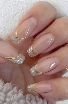 Sophisticated Nails, Elegant Touch Nails, Nails With Gold, Makeup Tip, Bride Nails