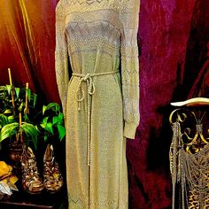 Mint Condition Beige Woven Business/Casual Knee Length Braided Belted Dress Belted Dress, Business Casual, Mint Condition, Vintage Dresses, Knee Length, Braids, Long Sleeve Dress, Mint, Womens Dresses