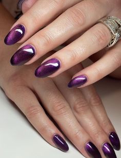 Deep Purple Sparkle Nails, Dark Purple Cateye Nails, Purple Cat Eye French Tip Nails, Purple Shine Nails, Dark Purple Iridescent Nails, Purple Halloween Nails Almond, Purple Nail Chrome, Cateye Purple Nails, Green And Purple Cat Eye Nails