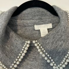 Pearl Hm Sweater, Practically Brand New Maybe Worn Twice.. Size Medium Embellish Sweater, Hm Sweater, Embellished Sweaters, 2024 Christmas, Pearl Design, Sweater Fashion, Colorful Sweaters, Scoop Neck, H&m