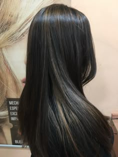 Black Hair And Caramel Highlights, Full Brown Highlights On Black Hair, Honey Highlights On Dark Hair Black, Brown High Light On Black Hair, Black Hair And Brown Highlights, Highlights For Jet Black Hair, Brunette Hair With Black Highlights, Jennifer Check Hair, Black Babylights