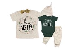 Big Sister / Little Brother Set Includes: Big Sister shirt Headband Little Brother Bodysuit Beanie 0-3 M Pants Big Sister Little Brother, Big Brother Little Sister, Bringing Baby Home, Outfit Matching, Sibling Shirts, Sister Shirt, Brother Shirts, Big Sister Shirt, Take Home Outfit