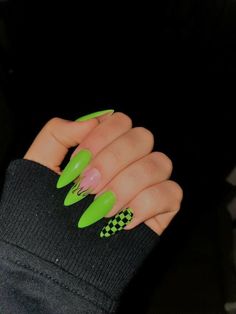 Neon Green Nails, Nagellack Trends, Stylish Nails Designs, Nail Design Inspiration, Nail Swag, Summer Acrylic Nails