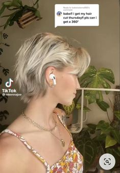 Transition Haircuts From Short To Long, Blonde Pixie 2023, Shaggy Short Hair Without Bangs, Long Pixie Blonde Hair, Cool Haircuts Short Hair, Pixie On Straight Hair, Short Super Layered Hair, Edgy Mullet Women Short, Womens Short Wolf Cut