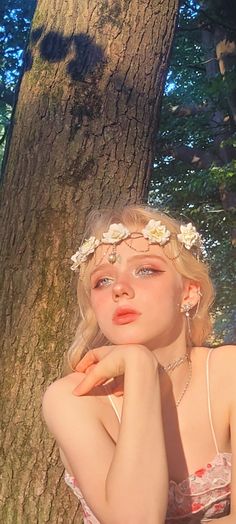 Summer, fairy, magical, forest, fairy makeup, girl, magic, aesthetic Photoshooting In Nature, Fairy Photoshoot Props, Fairy Picnic Photoshoot, Pink Fairy Photoshoot, Fairy Portrait Photography, Forest Elf Makeup Look, Fairy Photoshoot Ideas Indoor, Fairy Inspired Photoshoot, Fairy Photoshoot Aesthetic