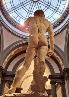 1000 opere piu' belle di sempre | Il Davide di Michelangelo 1501-1504 | Facebook Michelangelo Sculpture, Michelangelo David, Greek Statues, Sculpture Stand, Human Form, Group Tours, Male Art, Man In Love