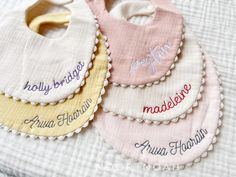 noorandnoah - Etsy Bib Embroidery, Toddler Purse, Tassel Blankets, Personalized Bibs, Kids Purse, Iron On Embroidery, New Business Ideas, Kids Products, Name Embroidery