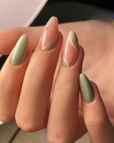 Kutek Disney, Green Acrylic Nails, Simple Acrylic Nails, Her Nails, Classy Acrylic Nails, Almond Acrylic Nails, Acrylic Nails Coffin Short, Minimalist Nails, Short Acrylic Nails