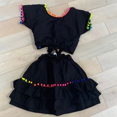 Gorgeous Set Girls Size Small, Best Fits 78 New Without Tags - No Flaws 030124 Cute Black Skirt With Ruffles, Cute Black Party Skirt, Cute Black Summer Skirt, Playful Black Sets For Spring, Playful Black Spring Sets, Top Skirt Set, Matching Sets, Black Cotton, Skirt Set