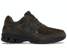 Check out the New Balance 2002R Triumph Green available on @StockX Green New Balance, New Balance 2002r, Shoes World, Shoes Photo, Balance Sneakers, New Balance Sneakers, Hot Sneakers, Green Shoes, Green Man