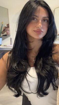 Black Hair Haircuts, Haircuts For Long Hair With Layers, Brown Hair Inspo, Hair Inspiration Long, Haircuts For Medium Hair, Haircuts Straight Hair, Long Layered Hair, Haircuts For Long Hair