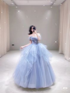 Unique Dresses Aesthetic, Royalty Gown, Fall Dress Outfit Ideas, Fall Casual Dress, With Boots Outfit, Debut Dress, Casual Dress Outfit, Dress Outfit Fall, Outfit Ideas Dress