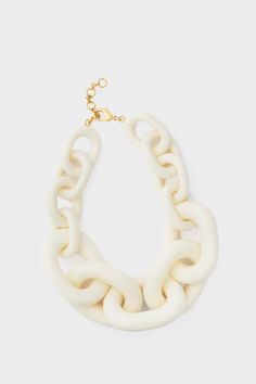 Cream Catena Necklace | Tuckernuck Jewelry White Chunky Necklace, Gold Chunky Necklace, Bright Earrings, Chunky Gold Necklace, Bright Accessories, Bamboo Dress, Spring Into Summer, More Is More, Outfit Autumn