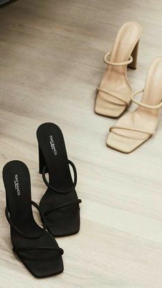 Aesthetic Sandals Heels, Elegant High Heels Classy, Elegant Shoes Heels Classy, Heels Classy Elegant Outfit, Talon Aesthetic, Classy Heels Elegant, Heels Aesthetic Classy, Elegant Heels Classy, Aesthetic Sandals