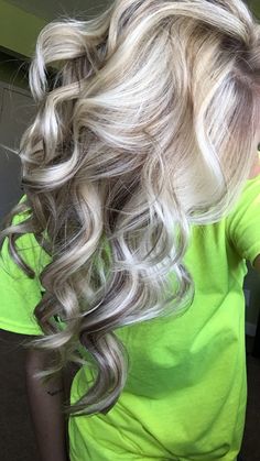 Trendy Fall Hair Color For Blondes, Ice Blonde Hair, Gray Hair Highlights, Hair Upstyles, Long Hair Color, Platinum Hair, Blonde Hair With Highlights, Platinum Blonde Hair, Haircut And Color