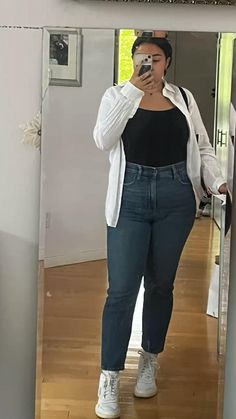 simple fit for a simple day College Outfits For Chubby Women, Simple Everyday Outfits Midsize, Casual College Outfits Midsize, Simple College Outfits Indian, Midsize College Outfits, Plus Size College Outfits, Chubby Girl Desi Outfits, Chubby Aesthetic Outfit, Chubby Outfits