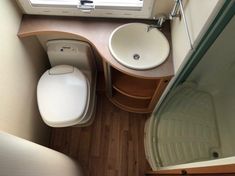 Tiny Home Bathroom, Small Bathroom With Shower, Beautiful Bathroom Designs, Diy Camper Remodel, Small Showers