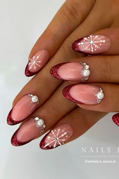 Red Christmas Nail, Red Glitter Nails, Red French Tip Nails, Red French Tip, Red Nails Glitter, Festive Nail Designs, Glitter Accent Nails, Christmas Manicure, Red Christmas Nails