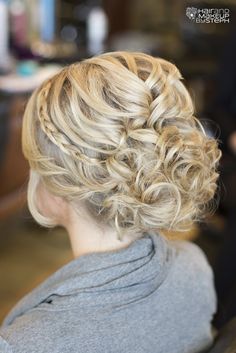 Curled + braided updo. Elegant Wedding Hair, Popular Haircuts, Wedding Hairstyles For Long Hair