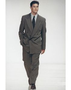 Style Evolution: The Armani Suit | GQ 1990s Fashion Mens, Armani Suit, 1990s Fashion, 90s Mens, Mens Outfit Inspiration, Vintage Suits, Poses References