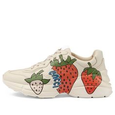 GUCCI Rhyton 576963-DRW00-9522 Strawberry Sneakers, Gucci Strawberry, Tenis Gucci, Gucci Rhyton, Sneakers Gucci, Gucci Gifts, Shoes Trendy, Dad Sneakers, Gucci Sneakers