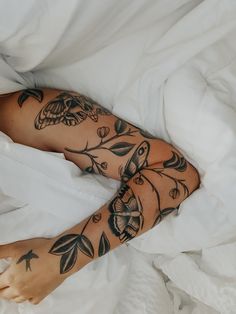 Sleeve tattoo. Moth tattoo. Moth. Leaves tattoos Swift And Saddled Lyla Sage, Moths Tattoo, Tattoo Ideas Realistic, Drawings Tattoo Ideas, Art Drawings Tattoo, Lyla Sage, Stencils Tattoo, Artistic Tattoos, Luke Brooks