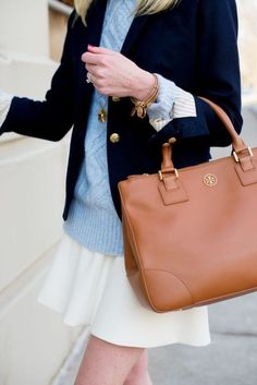 A well-fitted blazer is perfect for a preppy outfit! Preppy Girl, Estilo Preppy, Style Preppy, Preppy Outfit, Look Casual, Preppy Outfits, Style Blog