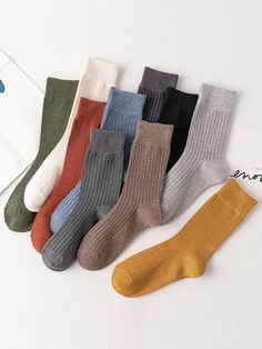 Casual Simple 10 Colors Socks CREAM-FREE SIZE Short Winter Boots, Estilo Harajuku, 일본 패션, Winter Typ, Look Retro, Short Boot, Comfortable Socks, Wool Winter, Winter Socks