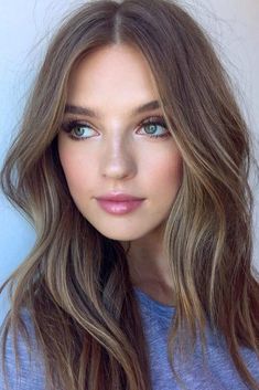 Pale Skin Hair Color, Dark Blonde Hair Color, Ash Brown Hair, Dirty Blonde Hair, Dark Blonde Hair, Long Brown Hair, Trendy Hair Color, Brown Blonde Hair, Hair Color Dark