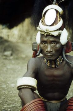 Naga Hills in India | Local tribe member, WW II, circa 1944 | ©unknown and no source url provided by original pinner. Third World Country, Village Cooking, India History, Om Namah Shivaya, Company Culture