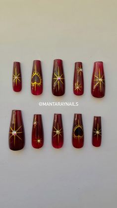 Red Nail Art Acrylic Nails, Red Chrome Nails With Design, Black Red And Gold Nail Designs, Red Black And Gold Acrylic Nails, Red Gold Nails Acrylic, Red And Gold Xmas Nails, Red Nails Gold Design, Red Nails With Gold Chrome, Red And Gold Nails Coffin