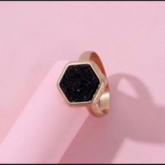 Black Druzy Gold Geometric Ring Material - Zinc Alloy Minimalist Black Metal Rings, Black Open Ring Metal Rings, Black Metal Open Ring, Trendy Black Open Ring Jewelry, Elegant Black Crystal Ring For Party, Trendy Black Open Ring, Modern Black Rings For Party, Adjustable Black Rings For Party, Adjustable Black Party Rings