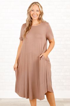 Chic Soul plus size clothing, mocha short sleeves midi dress with pockets Dress With Sandals, Chic Soul, Mocha Color, Sleeves Style, Teacher Outfits, Scoop Neck Top, Model Fits, Mocha, Plus Size Dresses