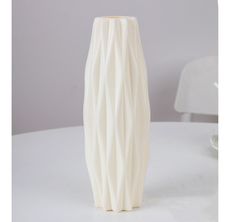 Flower Vase Decoration Home Plastic Vase White Imitation Ceramic Flower Pot Flower Basket - Aljackie Vases Living Room, Home Flower Arrangements, Modern Flower Vase, Nordic Style Home, Creative Origami, Plastic Vase, Vase Display, Flower Vases Decoration, Decorative Vases