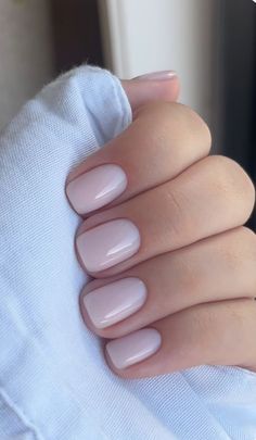 One Colour Nails Short, Natural Nails Painted Simple, Regular Polish Manicure, Short Squoval Nails Spring, Basic Gel Manicure, Real Nail Manicure, Nails Wide Nail Bed, Short Minimal Nails, Short Painted Nails Simple