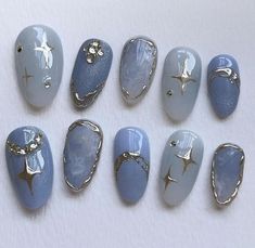 Moon Stars Nail Design, Cats Eye Nails Design Ideas Blue, Blue And Chrome Nails, Blue Graduation Nails, Astronomy Nails, Blue And Gold Nail Designs, Nails Blue And Gold, Blue Cat Eye Nails, Blue And Gold Nails