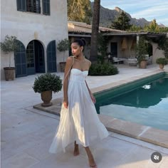 Bloggers Favorite!!! White Dresses Aesthetic, Resort Photoshoot, Dresses Reference, New Wardrobe Aesthetic, Italy Outfit Ideas, August Outfits, Bridal Outfit Ideas, Hamptons Aesthetic, Tulum Outfits