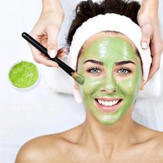 Mud Mask. Size. 250g/8.80z Reduce Pores -- Anti-Aging - Moisturizing H Nourishing - Antioxidant I- Even Skin Tone - Essential Oil Face Mask, Mud Face Mask, Green Tea Facial, Essential Oils For Face, Skin Face Mask, Hydrating Face Mask, Green Tea Mask, Face Mask Recipe, Skin Spots