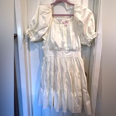 Beautiful White Dress From Rachel Parcell - New Without Tags! Puffy Elastic Sleeves Size M. Beautiful White Dress, Beautiful White Dresses, Rachel Parcell, Elastic Sleeves, Puff Sleeve Dress, Puffed Sleeves Dress, Sleeve Dress, Puff Sleeve, Colorful Dresses