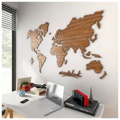 Imagem mostra um mapa-múndi MDF madeirado com recorte à laser, resultando em uma decoração elegante e 3d (alto relevo). Decoração com tema viagem. Ceiling Lamp Design, Wooden Map, Globe Decor, Map Wall Decor, Office Room Decor, Wood Carving Patterns, Art Corner, World Map Wall