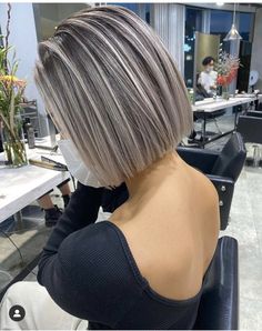 Shadow Roots, Summer Hair Highlights For Brunettes, Hair Highlights And Lowlights, Highlights For Brunettes, Summer Hair Highlights, Ombre Hair Blonde, Summer Balayage, Silver Highlights, Fall Hair Color For Brunettes