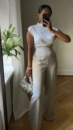 Jennifer Lopez Wedding Planner Outfits, Business Casual Outfits For Women Winter, Clinical Outfits, Real Estate Outfits For Women, Young Professional Outfits Casual, Businesses Casual, Comfortable Work Outfit, Baby Shower Guest Outfit, Real Estate Outfits