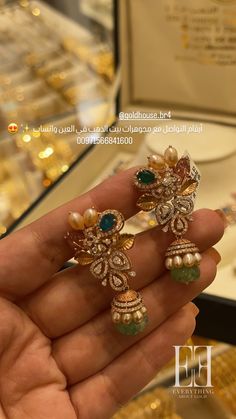 Gold Ear Rings, Boutique Crafts, New Gold Jewellery Designs, Diamond Necklace Designs, Chandbali Earrings, Gold Jewelry Stores, Gold Jewelry Sets